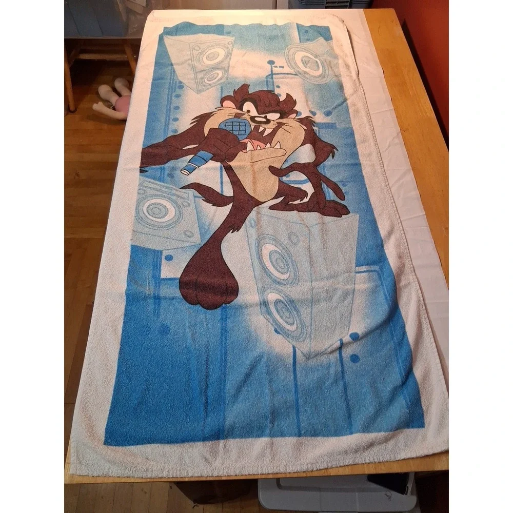 Vintage Taz Looney Tunes Beach Towel